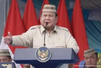 Presiden Prabowo Subianto memberikan sambutan dalam Puncak Pekan Nasional Petani dan Nelayan di Gorontalo. (Posnews/Setpres)