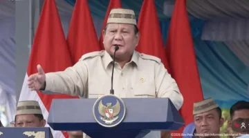 Presiden Prabowo Subianto memberikan sambutan dalam Puncak Pekan Nasional Petani dan Nelayan di Gorontalo. (Posnews/Setpres)