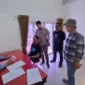 Proses pelimpahan tersangka narkoba oleh Tim Dittipidnarkoba Bareskrim Polri ke Kejaksaan Negeri Rokan Hilir, Riau. (Posnews/Ist)

