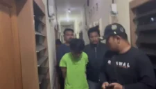 Satreskrim Polres Jakut Tangkap Dua Pelaku Bom Molotov di Rawa Badak Selatan. (Posnews/Ist)