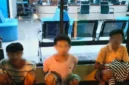 Petugas Brimob Polda Metro Jaya mengamankan tiga pria yang diduga membawa sabu saat patroli malam di kawasan Warakas, Jakarta Utara, Jumat 5 Juni 2026. (Posnews/Ist)
