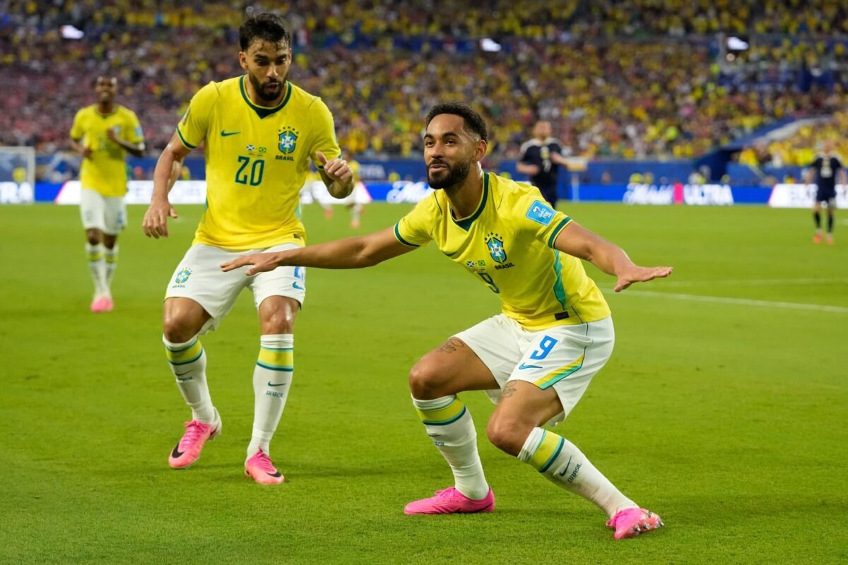 Pesta gol Selecao di Miami. Vinicius Junior mencetak dua gol untuk membawa Brasil mengunci posisi puncak klasemen Grup C Piala Dunia 2026. Dok: (AP Photo/Lynne Sladky)
