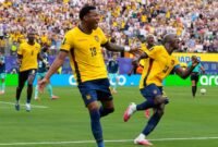 Kejutan besar di babak grup. Ekuador melakoni laga comeback sensasional untuk menumbangkan Jerman dua-satu sekaligus mengamankan tiket babak gugur. Dok: (AP Photo/Yuki Iwamura)