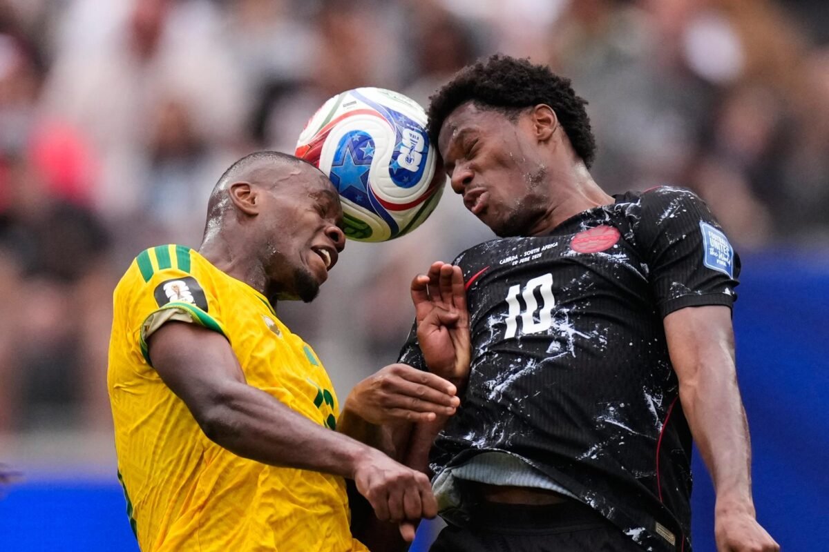 Sejarah baru di SoFi Stadium. Gol voli dramatis Stephen Eustáquio mengunci kemenangan perdana Kanada pada fase gugur Piala Dunia. Dok: (AP Photo/Mark J. Terrill)