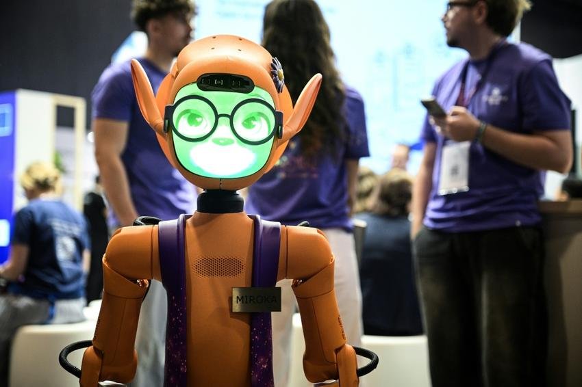 Kebangkitan robotika Eropa. Berbagai startup Eropa memamerkan inovasi robot humanoid di pameran Vivatech guna mengurangi ketergantungan pada dominasi manufaktur Tiongkok. Dok: Istimewa.