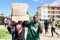 Ketegangan diplomatik di Afrika Timur. Pengadilan Tinggi Kenya membekukan proyek fasilitas karantina Ebola militer AS di Nanyuki menyusul bentrokan berdarah yang menewaskan dua pengunjuk rasa. Dok: REUTERS/John Muchucha
