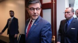 Pukulan politik bagi Donald Trump. DPR AS menyetujui resolusi pembatasan wewenang perang demi menghentikan konflik bersenjata melawan Iran. Dok: (AP Photo/J. Scott Applewhite)