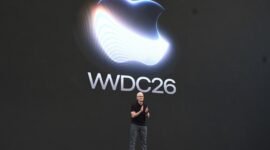 Era baru kecerdasan buatan Apple. Apple meluncurkan asisten Siri bertenaga AI yang berkolaborasi dengan Google Gemini di tengah masa transisi kepemimpinan John Ternus. Dok: (AP Photo/Noah Berger)