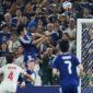Dominasi mutlak Samurai Blue. Jepang mencetak sejarah baru setelah menggilas Tunisia empat-nol, membuka peluang lebar menuju babak gugur Piala Dunia. Dok: (AP Photo/Matias Delacroix)