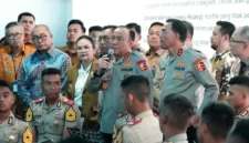 Wakapolri Komjen Pol. Dedi Prasetyo meresmikan Laboratorium Sosial Sains Kepolisian dan Kelas Tematik di Akademi Kepolisian (Akpol), Semarang. (Posnews/Humas Polri)