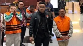 KPK mengungkap dugaan korupsi 32 proyek di Lombok Barat yang menyeret Bupati Lalu Ahmad Zaini. (Posnews/Ist)