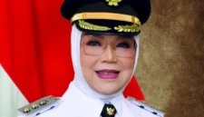 Bupati Sukoharjo Etik Suryani. (Posnews/Pemkab Sukoharjo)