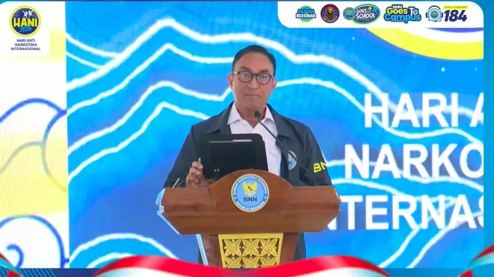 Kepala BNN Komjen Suyudi Ario Seto menjelaskan program GDAD yang mengubah petani ganja menjadi petani kopi di wilayah rawan narkoba. (Posnews/Humas BNN)