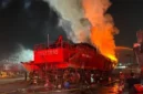 Kapal KN SAR Ramawijaya 240 milik Basarnas terbakar saat menjalani perawatan di Muara Baru, Jakarta Utara. (Posnews/Basarnas)