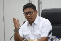 Kepala BGN Sudaryono menjelaskan pemberhentian 261 pegawai non-ASN dan sanksi terhadap 48 ASN serta PPPK. (Posnews/BGN)
