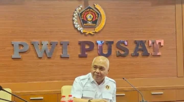 Ketua Umum PWI Pusat Akhmad Munir. (Posnews/PWI)