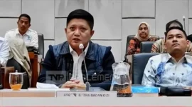 Ketua Umum Asosiasi Mitra Badan Gizi Nasional Indonesia, Syawaludin Aweng, menyampaikan ultimatum kepada BGN dan mengancam menggembok dapur Program Makan Bergizi Gratis (MBG) secara nasional jika tuntutan mitra tidak dipenuhi. (Posnews/DPR/MPR)
