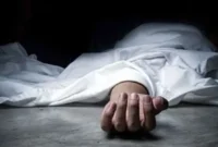 Ilustrasi, petugas kepolisian melakukan penyelidikan kasus balita berusia 4 tahun yang meninggal dunia setelah diduga mengalami penyiksaan oleh ibu tirinya di Tarumajaya, Kabupaten Bekasi. (Posnews/Istimewa)
