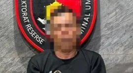Polisi Tangkap Suami Korban dan Sita Palu. (Posnews/Humas PMJ)
