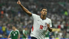 Drama lima gol di Estadio Azteca. Dua gol Jude Bellingham dan penalti Harry Kane membawa Inggris menekuk Meksiko 3-2 meskipun bermain dengan sepuluh orang. Dok: Istimewa.