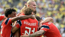 Kejutan besar di Stadion MetLife. Dua gol telat Erling Haaland dan ketangguhan kiper Orjan Nyland membawa Norwegia menekuk Brasil 2-1 sekaligus mengamankan tiket perempat final perdana. Dok: Istimewa.
