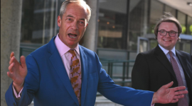 Langkah taktis pemimpin Reform UK. Nigel Farage memicu pemilu sela di Clacton guna menghindari penyelidikan komite etik terkait donasi rahasia. Dok: Istimewa.