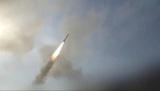 Krisis Selat Hormuz memuncak. Militer Amerika Serikat meluncurkan serangan udara baru ke wilayah pesisir selatan Iran. Dok: Istimewa.