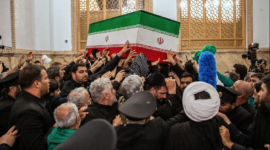 Konflik Timur Tengah memasuki fase kritis. Presiden AS Donald Trump menyiapkan seribu rudal setelah pelayat pemakaman Khamenei menyerukan pembunuhan dirinya. Dok: Istimewa.