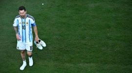 Kepulangan sang megabintang. Lionel Messi kembali ke kampung halamannya di Rosario pasca-kekalahan pahit Argentina di final Piala Dunia 2026. Dok: Istimewa.