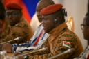 Sinyal keretakan di puncak pemerintahan. Pemimpin junta Burkina Faso Ibrahim Traore mengancam menindak tegas para pesaing politiknya di tengah misteri hilangnya dua pejabat tinggi militer. Dok: Istimewa.