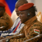 Sinyal keretakan di puncak pemerintahan. Pemimpin junta Burkina Faso Ibrahim Traore mengancam menindak tegas para pesaing politiknya di tengah misteri hilangnya dua pejabat tinggi militer. Dok: Istimewa.