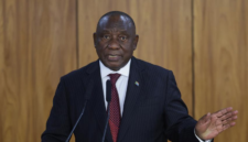 Langkah hukum selamatkan posisi presiden. Pengadilan Tinggi Afrika Selatan membekukan sementara proses pemakzulan Presiden Cyril Ramaphosa terkait skandal uang di sofa peternakan Phala Phala. Dok: Istimewa.