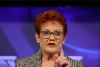 Kekalahan hukum politisi sayap kanan. Pengadilan Federal Australia menolak banding Pauline Hanson atas kasus diskriminasi rasial terhadap Senator Mehreen Faruqi. Dok: Istimewa.
