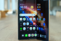 Lompatan baru ponsel lipat premium. Honor merilis Magic V6 yang mengusung bodi ultra-tipis, chipset Snapdragon 8 Elite Gen 5, serta daya tahan baterai dua hari. Dok: Istimewa.