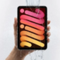 Inovasi tablet ringkas Apple. Bocoran Bloomberg mengungkap kehadiran IP rating tahan air serta layar OLED pada iPad mini mendatang. Dok: Istimewa.