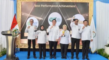 Sekretaris Jenderal DPD RI Mohammad Iqbal membuka Rapat Analisis dan Evaluasi Semester I Tahun 2026 di lingkungan Sekretariat Jenderal DPD RI. (Posnews/DPD RI)