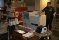 Bareskrim Polri menyita emas batangan dan barang bukti dalam kasus dugaan penyelundupan emas ke Dubai. (Posnews/Bareskrim Polri)