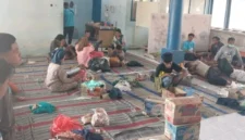 Basarnas Jemput 62 Penumpang Selamat KM Mutiara Sentosa 2 dari Pulau Masalembu. (Posnews/Basarnas)