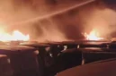 50 bus Sinar Jaya hangus terbakar di pangkalan Cikarang Barat, Kabupaten Bekasi. (Posnews/ Disdamkarmat Kab. Bekasi)