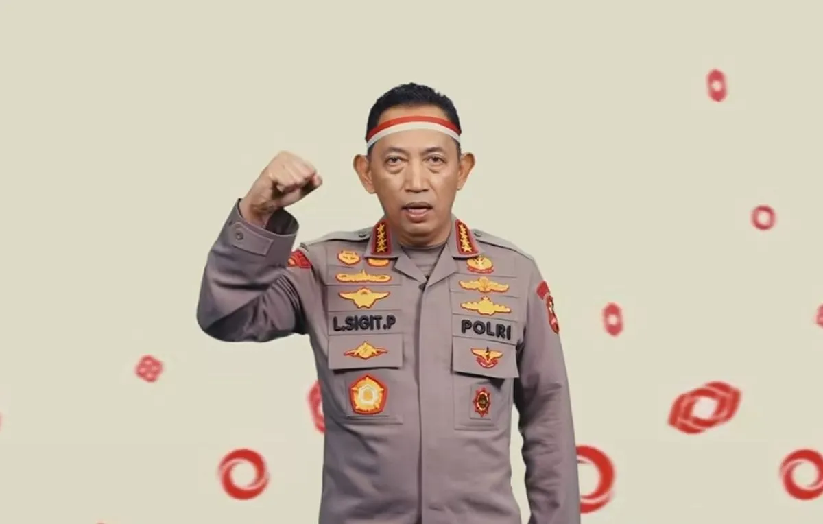 Kapolri Jenderal Listyo Sigit Prabowo menyampaikan pesan kemerdekaan dalam HUT ke-81 Republik Indonesia. (Posnews/Ist)
