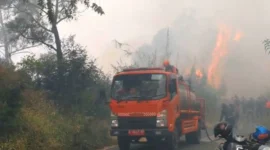 Karhutla Bromo Meluas, 742 Hektare TNBTS Terbakar, Water Bombing Terus Digencarkan. (Posnews/BPBD Jatim)