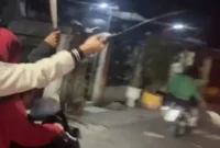Tawuran Geng Motor di Sukaraja Sukabumi Diduga Terencana, Polisi Buru Pelaku. (Posnews/Media Sosial)