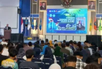 Rektor Universitas Majalengka dan Kepala BNN Komjen Pol Suyudi Ario Seto menghadiri Kuliah Umum Nasional tentang pencegahan narkotika di kampus UNMA. (Posnews/UNMA)