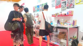 Paviliun Indonesia menampilkan karya art toys kreator Indonesia di URBAN BREAK & TOY CON SEOUL 2026, Seoul. (Posnews/Kemendag)