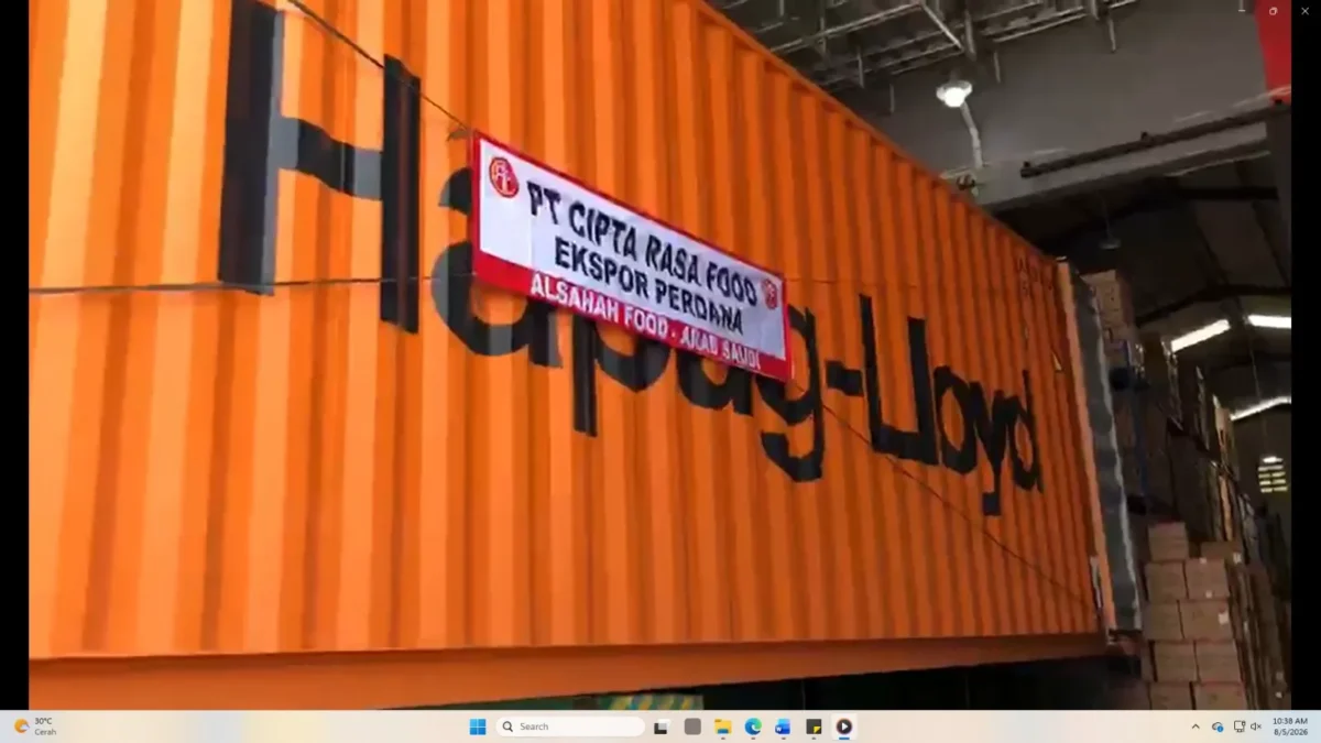 Pelepasan ekspor perdana produk camilan PT Cipta Rasa Food dari Tangerang menuju Riyadh, Arab Saudi. (Posnews/Kemendag)