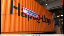 Pelepasan ekspor perdana produk camilan PT Cipta Rasa Food dari Tangerang menuju Riyadh, Arab Saudi. (Posnews/Kemendag)