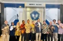 Bupati Majalengka Eman Suherman dan Kepala BNN Komjen Pol Suyudi Ario Seto menghadiri Kuliah Umum Nasional tentang pencegahan narkotika di UNMA.
(Posnews/Pemkab Majalengka)