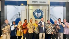 Bupati Majalengka Eman Suherman dan Kepala BNN Komjen Pol Suyudi Ario Seto menghadiri Kuliah Umum Nasional tentang pencegahan narkotika di UNMA.
(Posnews/Pemkab Majalengka)