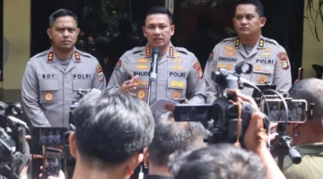 Kabid Humas Polda Metro Jaya Kombes Pol Budhi Hermanto. Posnews/Humas PMJ)