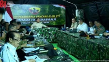 Presiden Prabowo Subianto meninjau penanganan korban gempa NTT M7,7 di Kabupaten Nagekeo. (Posnews/YouTube)
